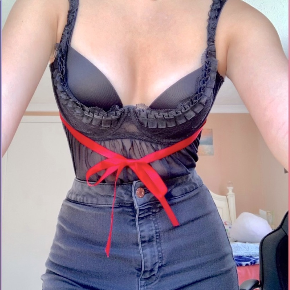 victoria's secret balconette babydoll lingerie!